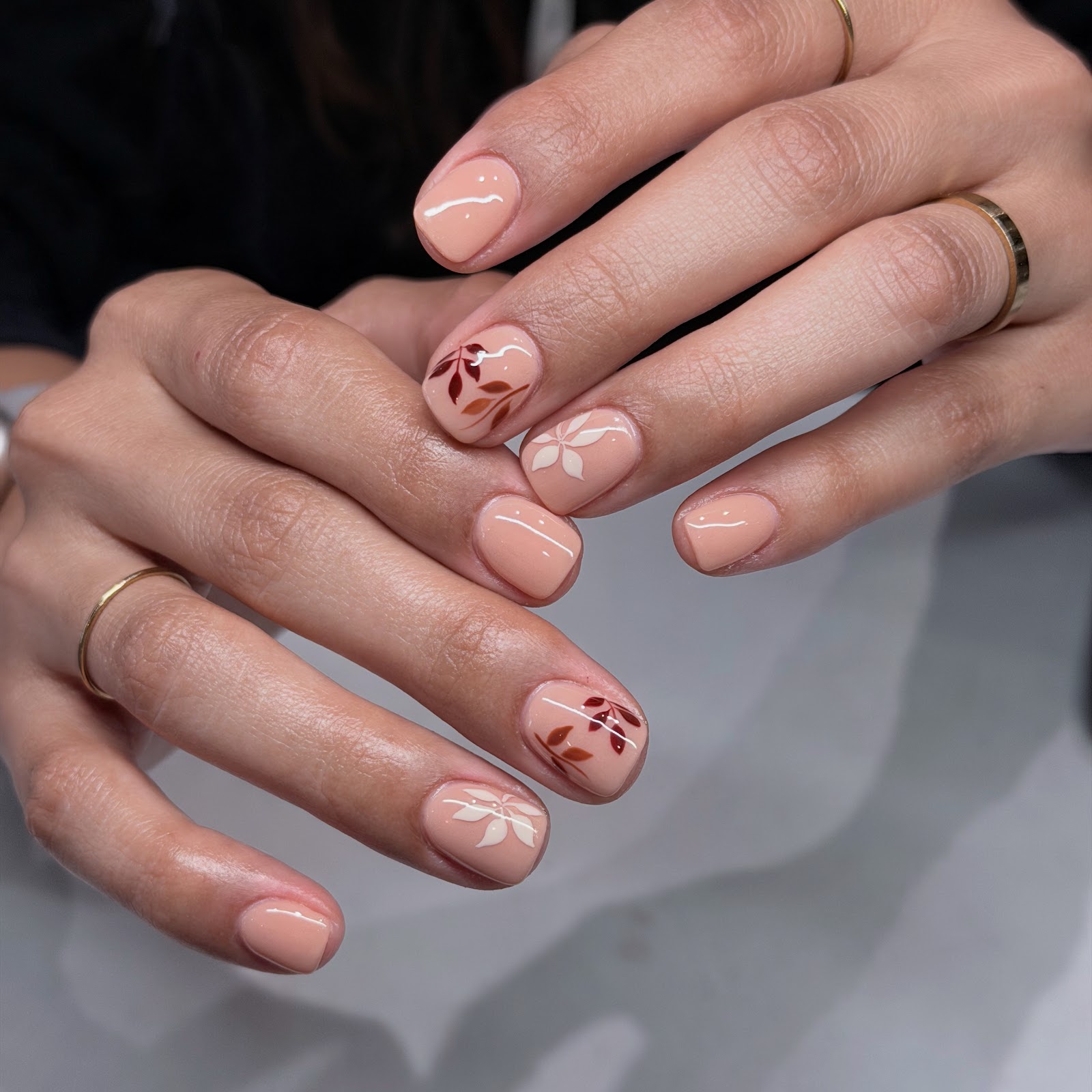 Lavish Nails & Spa nail photo 1