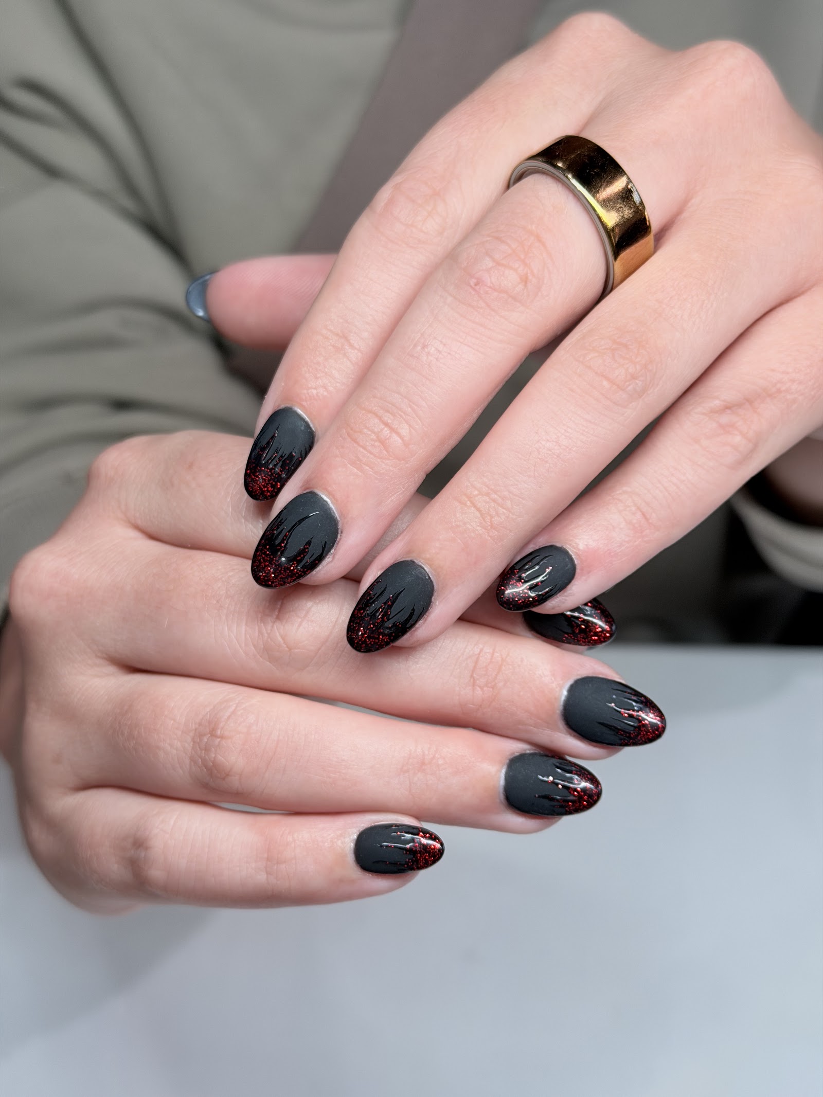 Lavish Nails & Spa nail photo 4