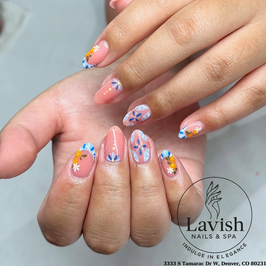 Lavish Nails & Spa nail photo 6
